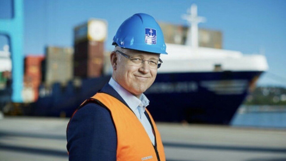 Tilbyr støtte til en grønnere havn. Styreleder Roger Schjerva ønsker flere miljøtiltak hos havnas aktører velkommen. Foto: Bård Gudim