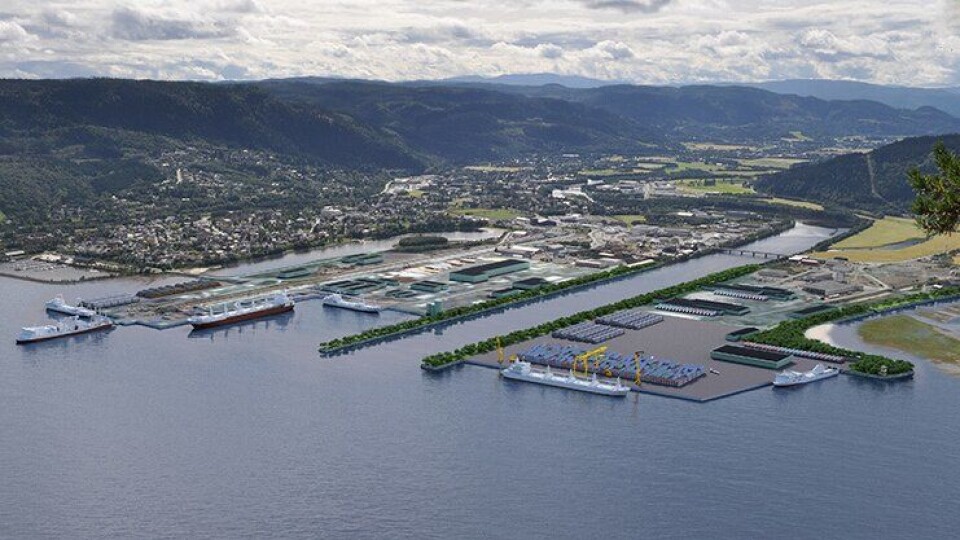 Orkla Shipping & Trading har en svært sentral rolle i Orkanger Havn, logistikkleddet 35 kilometer sørvest for Trondheim som tar imot importgodset til Trøndelag sjøveien fra kontinenthavnene. Orkla Shipping & Trading har en svært sentral rolle i Orkanger Havn, logistikkleddet 35 kilometer sørvest for Trondheim som tar imot importgodset til Trøndelag sjøveien fra kontinenthavnene.