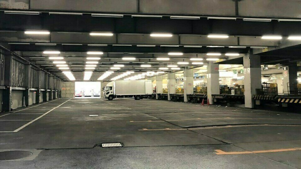 Næringer er på felgen og har store problemer med å holde hjulene i gang. Korona-viruset er over i en force majeure-situasjon for transport- og logistikkbransjen.