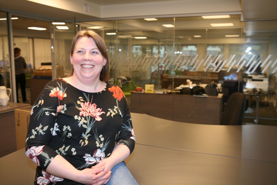 Osingen Monica Flaterås har godt innblikk i verdi- og logistikkjeden med blant annet 11 år fra Bring Cargo, utdanning som lastebilsjåfør og logistikkutdanning fra Handelsinstituttet i Bergen i fagene transportrett, fortolling og befraktning. Foto: Per Dagfinn Wolden Osingen Monica Flaterås har godt innblikk i verdi- og logistikkjeden med blant annet 11 år fra Bring Cargo, utdanning som lastebilsjåfør og logistikkutdanning fra Handelsinstituttet i Bergen i fagene transportrett, fortolling og befraktning. Foto: Per Dagfinn Wolden