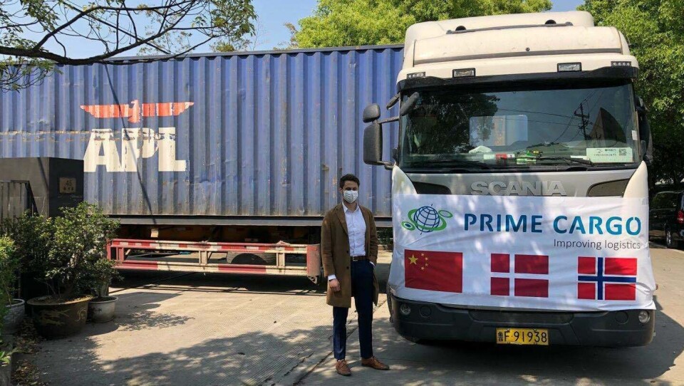 Wilhelm Georg Blomdal jobber for Prime Cargo i Kina, og har fått i stand transporten. Wilhelm Georg Blomdal jobber for Prime Cargo i Kina, og har fått i stand transporten.