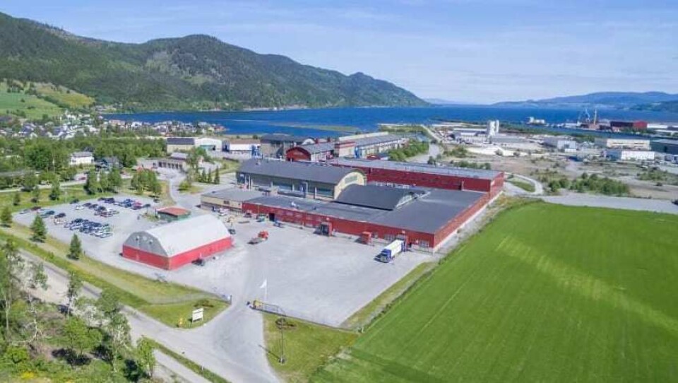Nærhet til Orkanger havn gjør faste/ukentlige avganger av feeder til kontinentet både praktisk og fleksibel. Nærhet til Orkanger havn gjør faste/ukentlige avganger av feeder til kontinentet både praktisk og fleksibel.