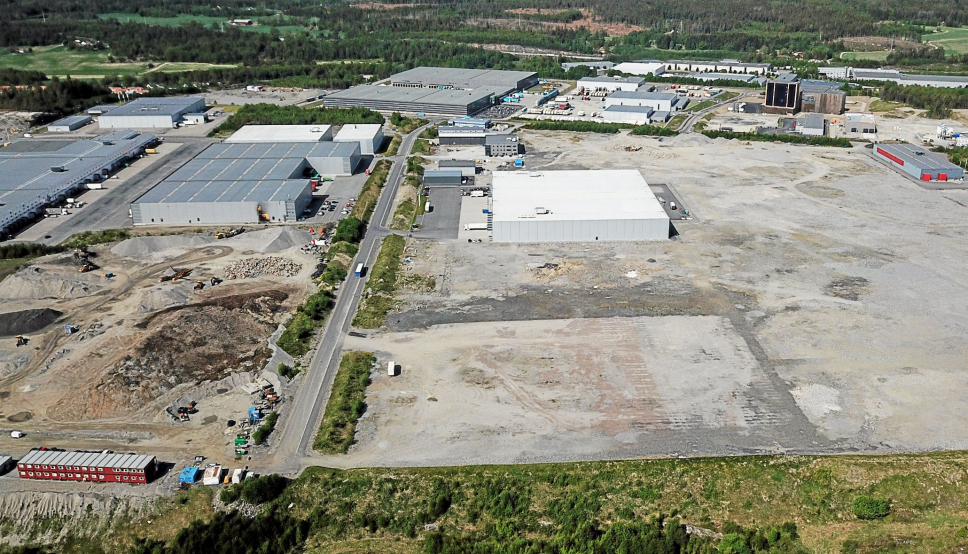 NESTE PROSJEKT: Logicenters har kjøpt tomten nederst på bildet, og planlegger her et lagerbygg på rundt 16.000 m².