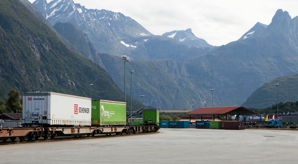 FÅR NYTT LIV: Siden Green Cargo la ned sin linje til Åndalsnes for to år siden, har det vært stille på jernbaneterminalen i Åndalsnes. Fra neste år kommer det igjen daglige godstog hit.
