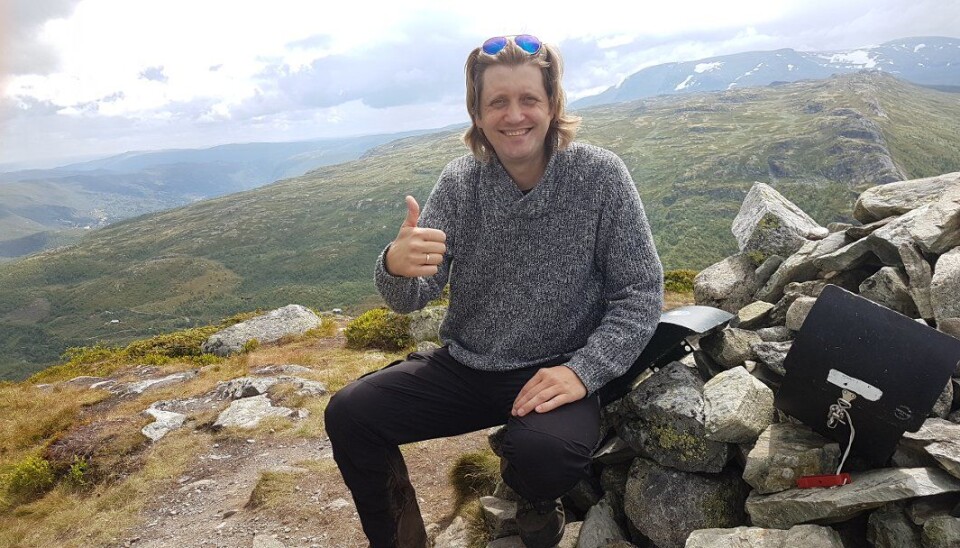 Pastor og gründer Magnar Hellesøy bruker Guds frie natur som rekreasjon. Det skal være usagt om det er til fjells han klekker ut logistikk-idéene, som for eksempel å bygge katamaraner for frakt av laks i 30 knops fart. (Foto: privat)