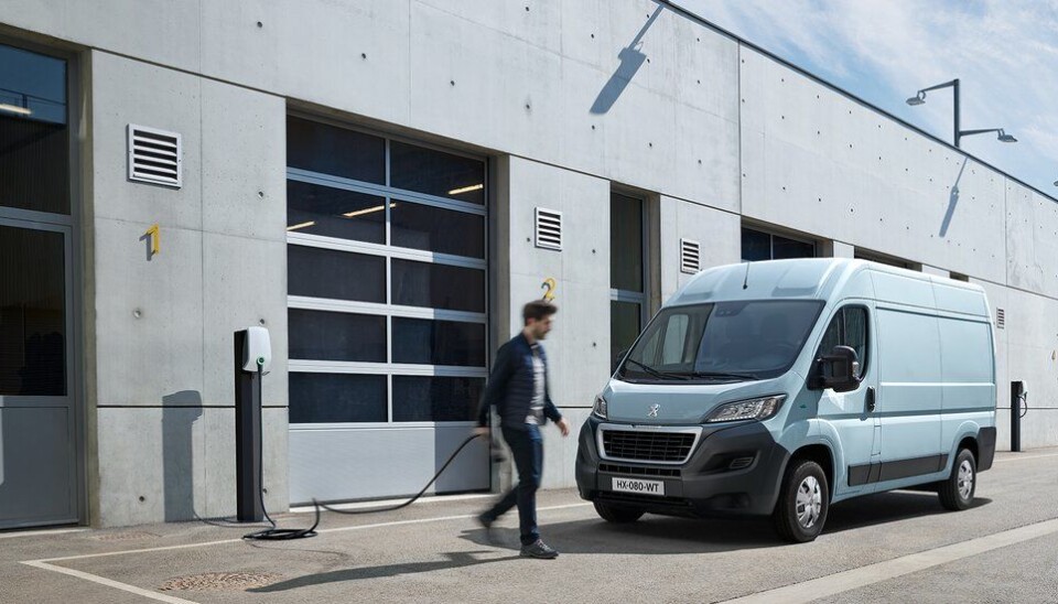 Den elektrifiserte versjonen av Peugeot Boxer vil ankomme Norge før jul.