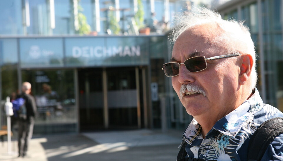 - Biblioteket er godt å støtte seg til i en ny tilværelse som pensjonist, sier Tom-Erik Østreng. Foto: Per Dagfinn Wolden