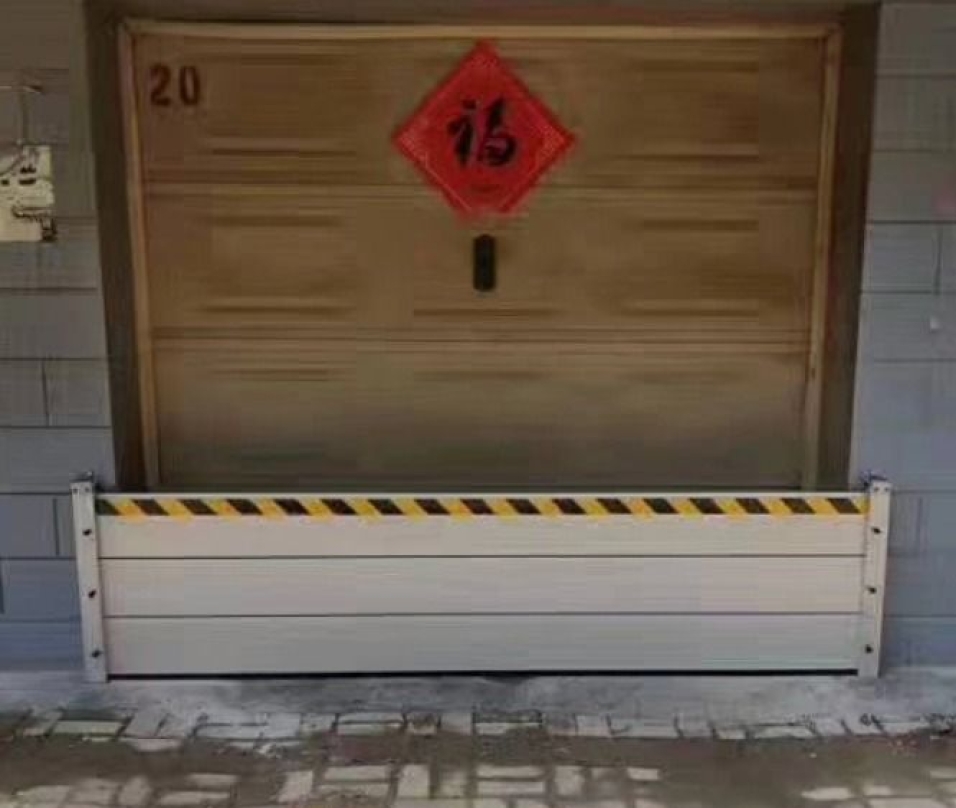 Vann Stopp er designet for å bygges i 20 cm høyder, eller etter behov. Materialet veier lite og monteres i vinkel og i flere ledd. Derfor er den godt egnet for lastebil. Aluminiumkonstruksjonen har også lang levetid og krever minimal lagringsplass.
