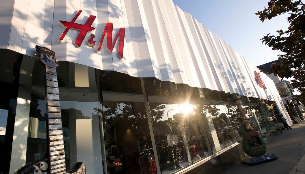 Helthjem-avtalen med H&M Group innebærer at du nå kan få klær, sko og annet du bestiller fra nettbutikken levert hjem til deg.