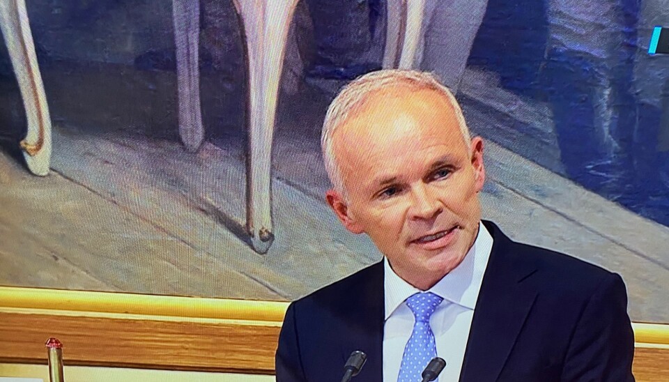 – Satsing på vei og bane med bygging av infrastruktur er en forutsetning for et videre levegrunnlag for norsk næringsliv, og for at bedrifter som sliter skal komme trygt ut av koronakrisen, sier finansminister Jan Tore Sanner. – Satsing på vei og bane med bygging av infrastruktur er en forutsetning for et videre levegrunnlag for norsk næringsliv, og for at bedrifter som sliter skal komme trygt ut av koronakrisen, sier finansminister Jan Tore Sanner.