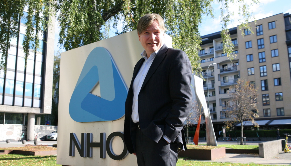 TØIs styreleder, Ole A. Hagen, var tirsdag i forskningsparken og lanserte den nye lederen for Transportøkonomisk institutt. Selv er Hagen på vei inn til NHO-familien som direktør for næringspolitikk i NHO Logistikk og Transport. Foto: Per Dagfinn Wolden