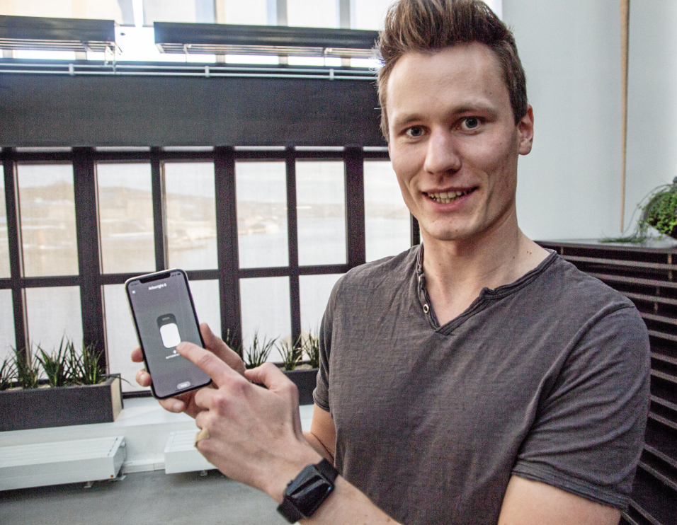 Daglig leder Kris Riise er svært fornøyd med den nye avtalen, som gir 634.000 personer tilgang til Unloc-systemet.