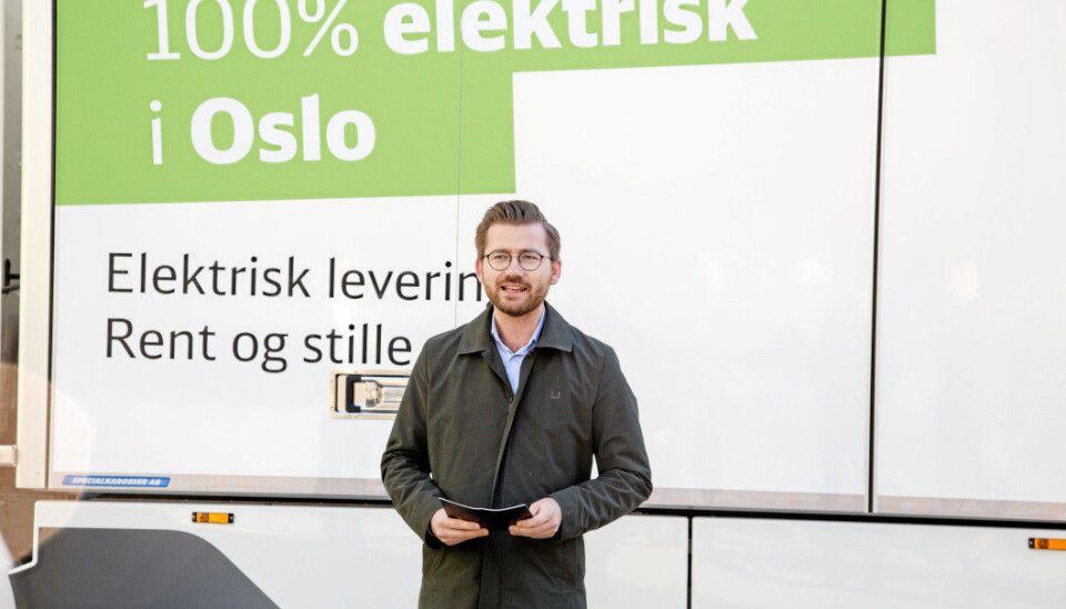 Klima- og miljøminister Sveinung Rotevatn roser Veidekke-prosjektet.