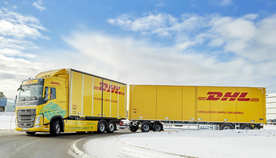 DHL Freight og Volvo Trucks prøver elektrisk 60 tonns lastebil i drift mellom Göteborg og Jönköping.