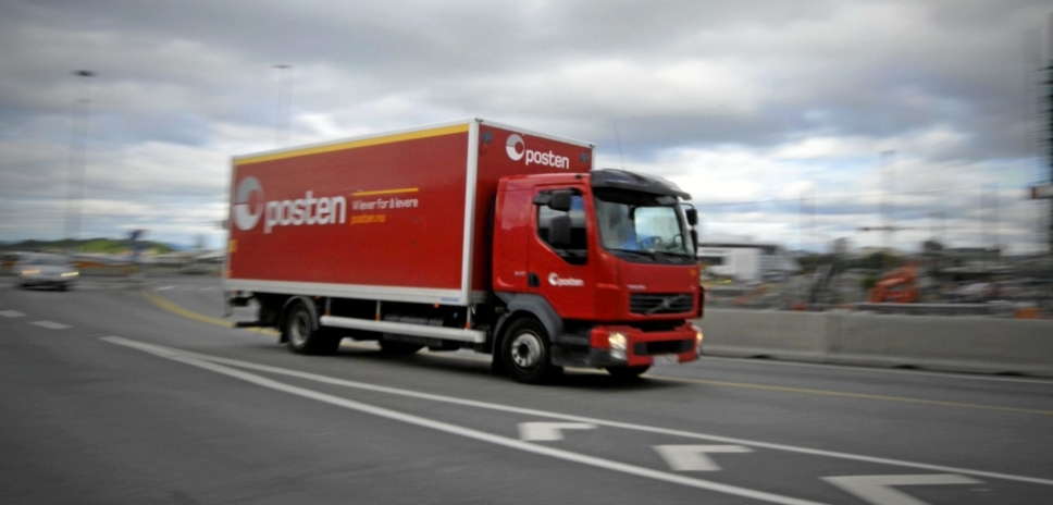 Bildet er fra 2015. Volvo er blant lastebilprodusentene som Posten Norge krever erstatning fra. Denne lastebilen er imidlertid mest sannsynlig kjøpt etter at kartellet ble avslørt.