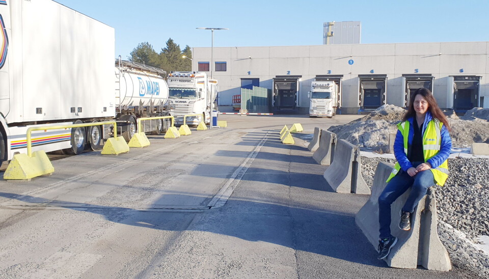 Logistikkleder Lene Hammeren har ansvaret for lager, distribusjon og transport i Mapei Norge