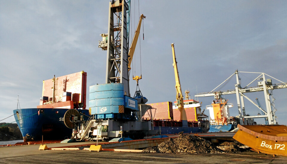 Borg Havn er avhengig av mudring i farleden for å kunne ta imot store skip.