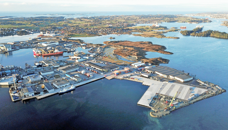 Karmsund havn vil etablere en grensekontrollstasjon for å kunne ta imot fiskefôr fra Skottland.