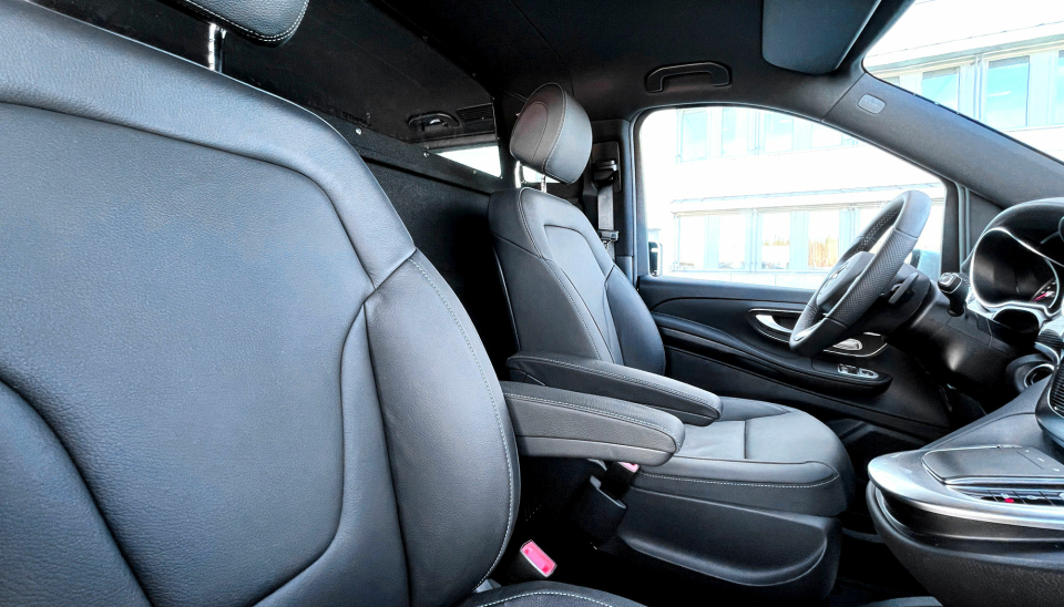 Komfort-skilleveggen skal gi økt komfort for sjåfør og passasjer.