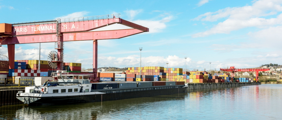 Området Gennevilliers er en logistikkhub nordvest for Paris, og over 250 ulike selskaper er basert i området.