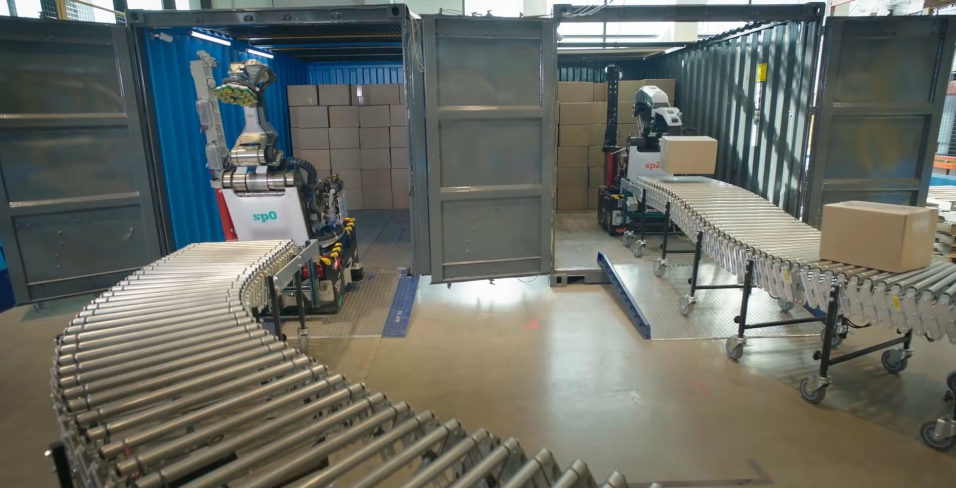 AUTOLOSSING: Boston Dynamics viste nylig konseptet Stretch, som er en plukkrobot kombinert med uttrekkbart rullebånd tilpasset automatisk lossing av containere.