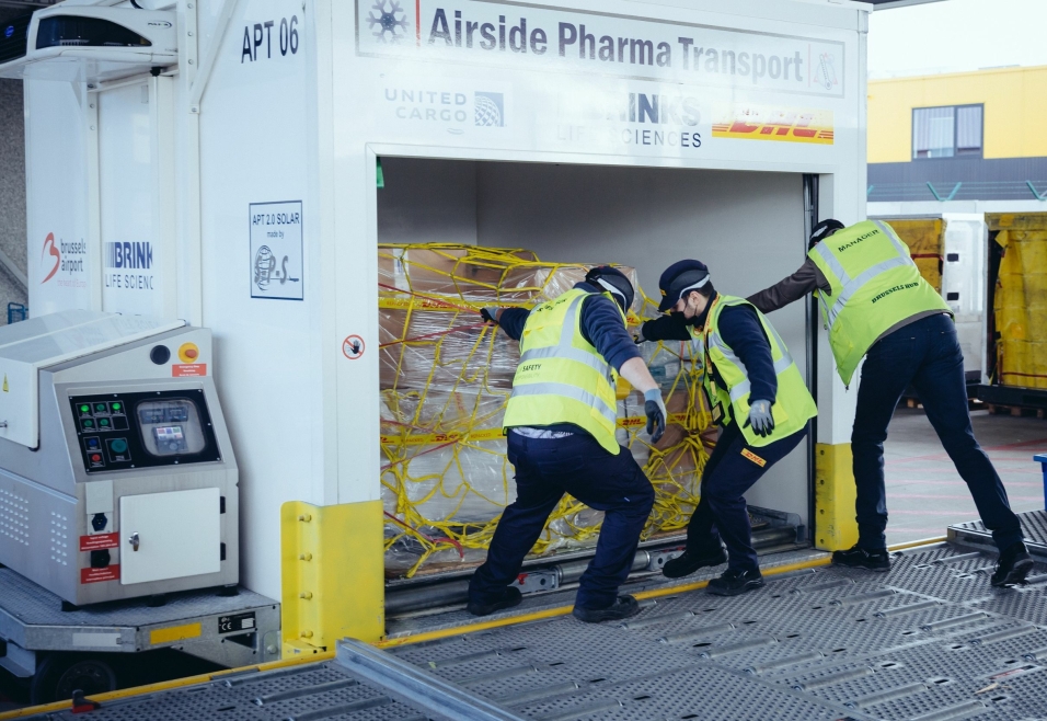 SENTRAL AKTØR: DHL Express er sterkt involvert i frakt og distribusjon av Covid-19 vaksiner til Norge