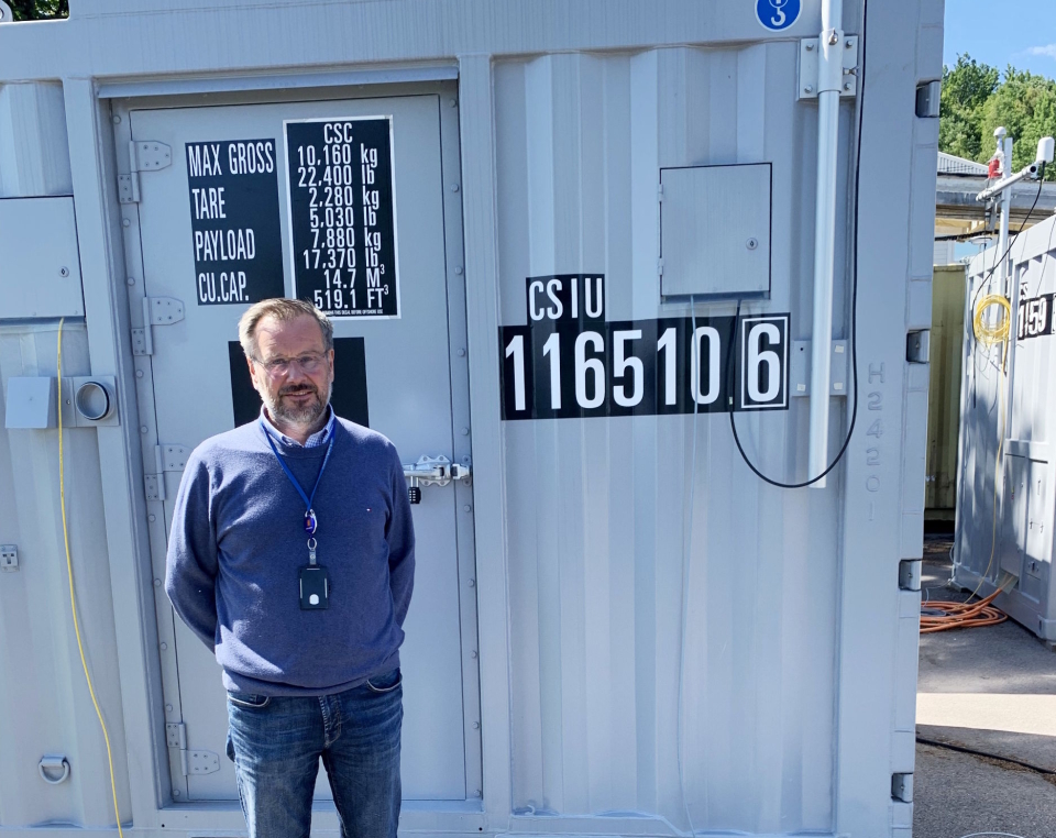 GODE FORBEREDELSER: - Vi jobber kontinuerlig med er å klassifisere alle våre varer riktig etter tolltariffen. Dette har vi spart mye tid og ergrelser på, sier Jan Hilleren.