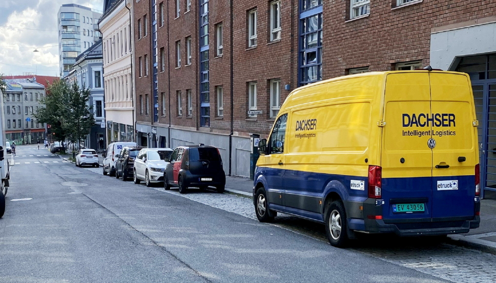Dachser bruker i dag to VW eCrafter i Oslo, og snart skal en elektrisk lastebil settes i drift.