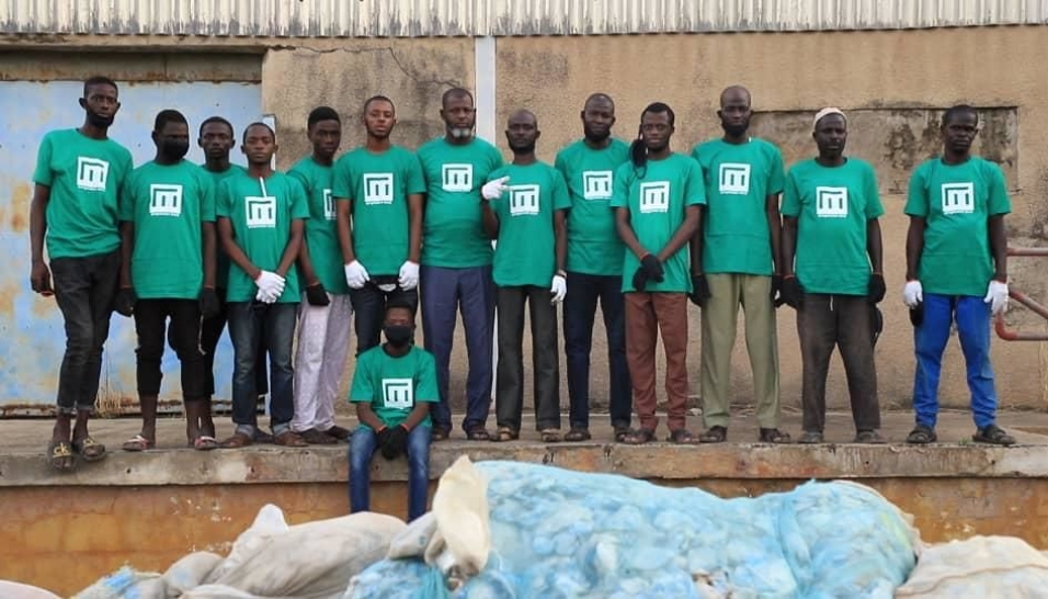 INTERNASJONALE: Empower bidrar til plastinnsamling over hele verden. Her fra Kano i Nigeria.