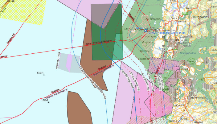BRUKSOMRÅDER: Dette kartet viser kysten vest for Rogaland. Området for havvind «Utsira» er markert med mørkgrønn. Lysegrønt felt er VTS-område. Brunt felt er område foreslått for havbruk til havs. Rosa felt viser forsvarets skytefelt. ( Kystinfo.no)