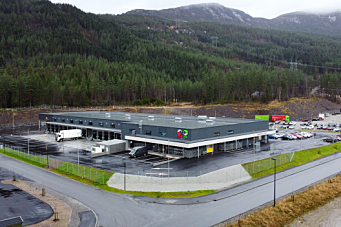 Posten åpnet Førde-terminal
