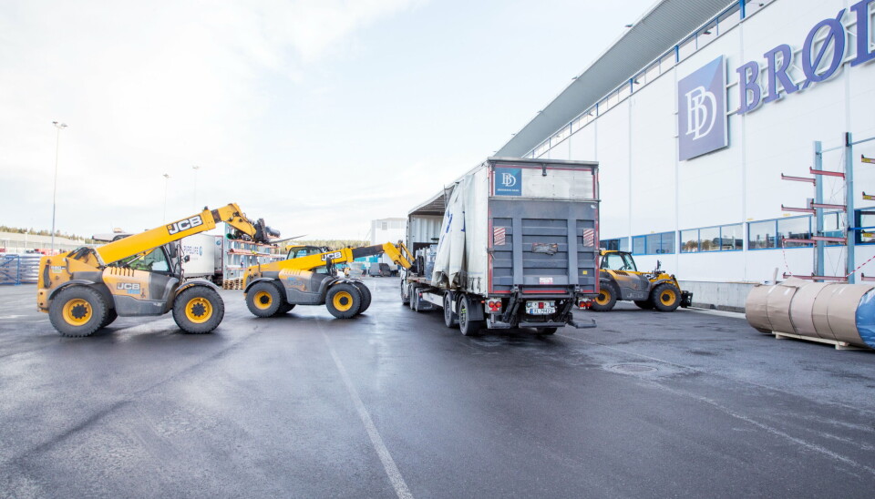 EFFEKTIVISERTE UTE: Gjennom analyser og datakraft levert av eier Saint Gobain, er Brødrene Dahl i ferd med å flytte på rundt 200 varer på utelageret. Det skal spare 540 kilometer truckkjøring i måneden.