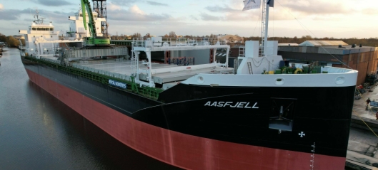 Første hybride bulkskip