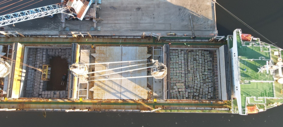 Fra container til bulk