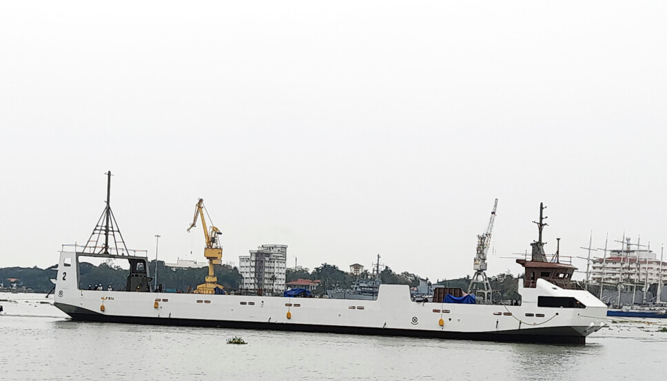 KLARGJØRES: De to sjødronene er på vannet i India og blir utstyrt med ulike typer teknologi. Det er ventet at de kommer til Norge i mai. KLARGJØRES: De to sjødronene er på vannet i India og blir utstyrt med ulike typer teknologi. Det er ventet at de kommer til Norge i mai.
