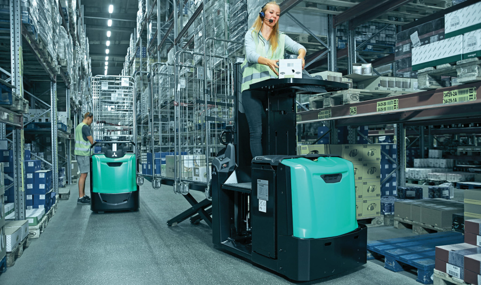 UniCarriers som merke er historie, og vil bli markedsført som Mitsubishi og ha lysegrønn farge.