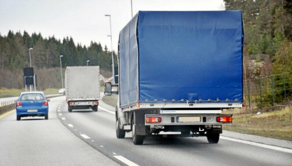 Varebiler har til nå ikke hatt krav om kjøre- og hviletid, kabotasjebegrensninger og krav om løyve. Det ble det en slutt på i dag. Illustrasjonsbilde.