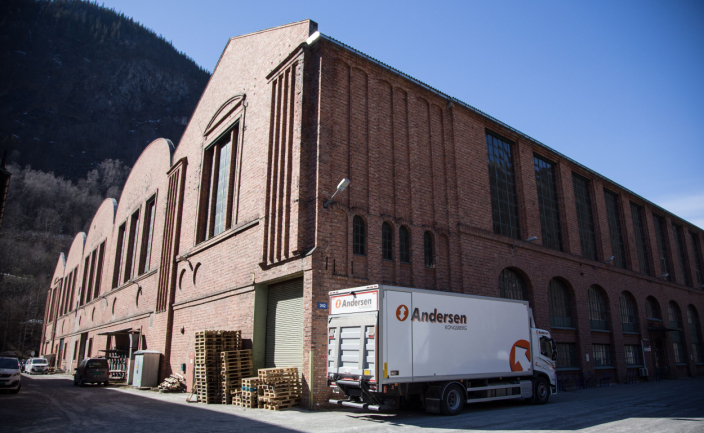 HISTORISK GRUNN: Assistco ble etablert av tidligere Hydro-ansatte og har hatt lokaler i tradisjonsrike industrilokaler i Rjukan.