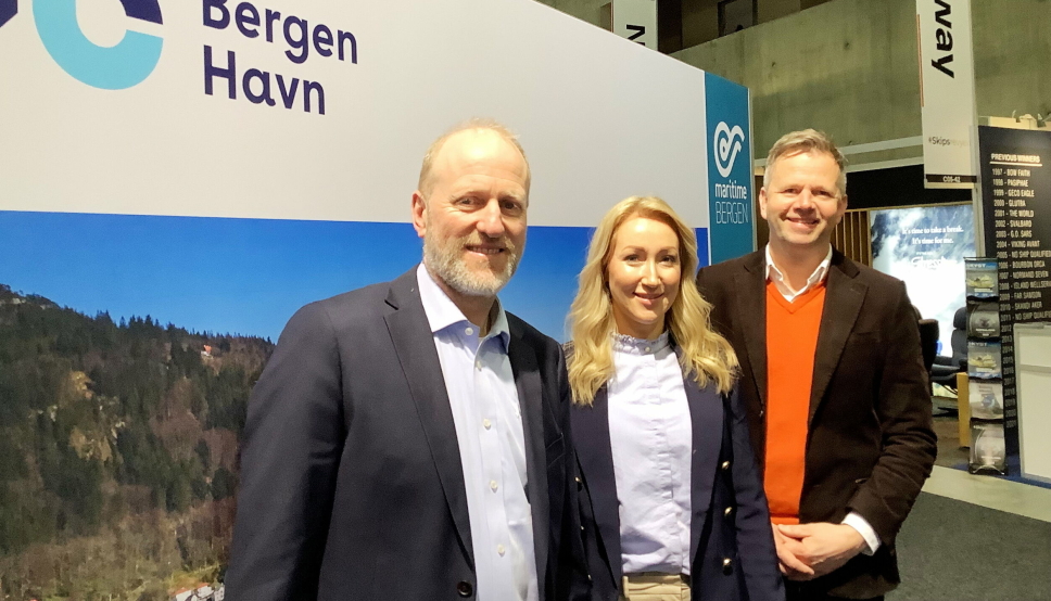 PARTNERE MER ENN KONKURRENTER: De store havnene på Norges vestkyst ønsker samarebid. Fra venstre: markedssjef i Bergen Havn Nils Møllerup (fra venstre), markedsårdgiver i Trondheim Havn, Ann Iren Holm Rise og forretningsutvikler i Stavangerregionen Havn Eivind Hornnes.