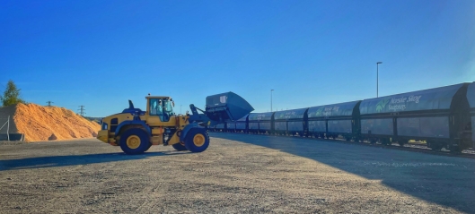 Ny godsterminal i Larvik fjerner hundrevis av tømmerbiler gjennom Oslo