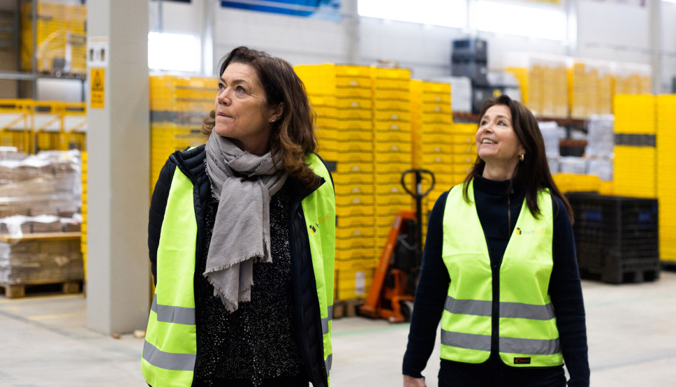 SATSER: Schibsted ønsker å legge til rette for mer miljøvennlig netthandel. Konserndirektør Kristin Skogen Lund og Ecommerce & Distribution-leder Cathrin Laksfoss står i spiss for satsingen. Foto: Endre Igland.