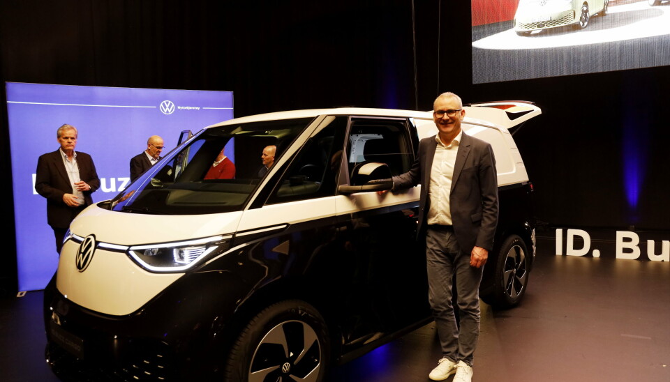 BESTILLINGER: Mandag 23. mai kan endelig nyttekjøretøysjef Håkon Wirak hos Volkswagen importøren begynne å ta imot ordre på den nye elektriske varebilen ID. Buzz Cargo. BESTILLINGER: Mandag 23. mai kan endelig nyttekjøretøysjef Håkon Wirak hos Volkswagen importøren begynne å ta imot ordre på den nye elektriske varebilen ID. Buzz Cargo.