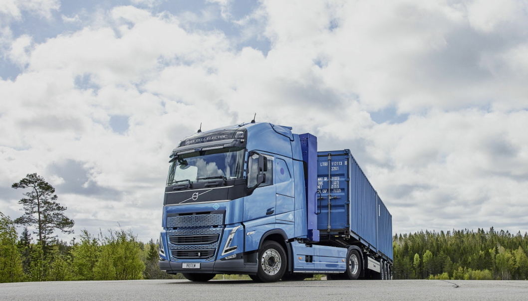 Volvo ser for seg at de i løpet av dette tiåret vil kunne levere lastebiler med brenselscelleteknologi, som vil gi lang rekkevidde og null klimautslipp.