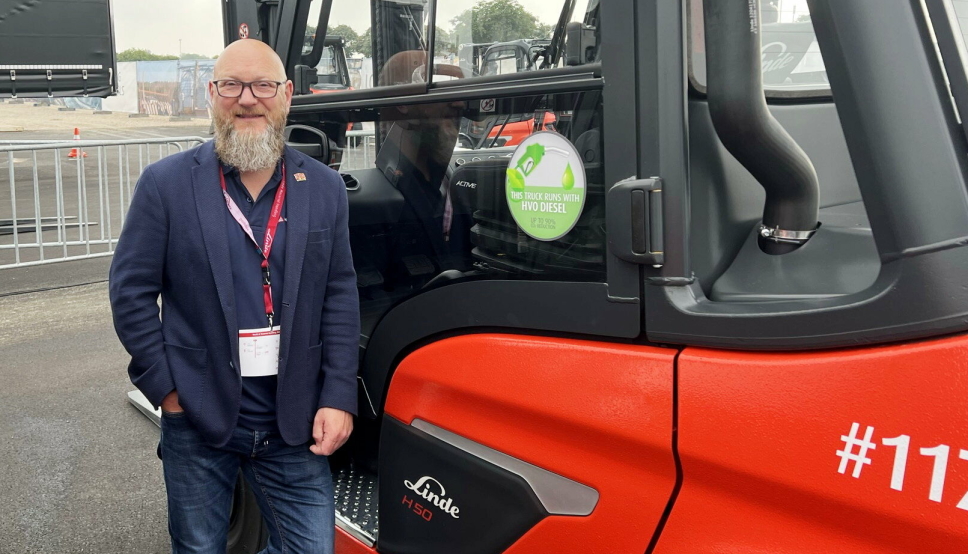 Alle Lindes nye dieseltrucker vil være godkjent for bruk av HVO som drivstoff. - Vi har hatt kunder som har etterlyst dette, sier sjef for key account-avdelingen hos Hesselberg Truck, Ståle Johnsen-Nauste.