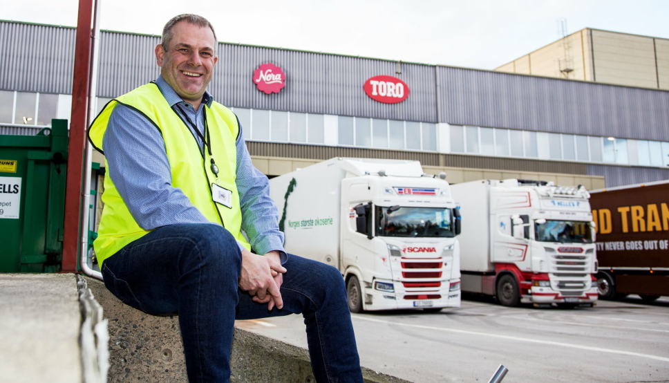 STADIG NOE NYTT: Jens Erik Dobloug er fabrikksjef hos Orkla Elverum, og leder et anlegg med høy omstillingsvilje og -evne.