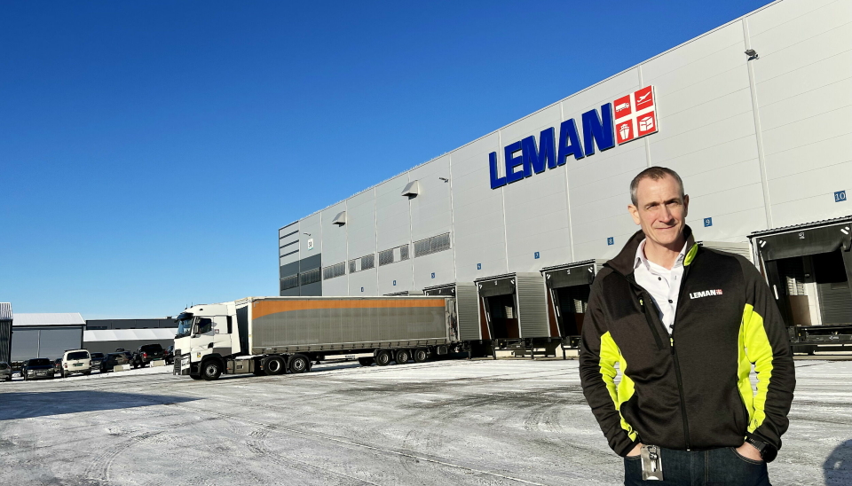 Logistikkdirektør Jan Eilef Tomasi Engen ved Lemans 3PL-lager i Vestby, som har fått en real kapasitetsøkning etter en større lagerutvidelse.