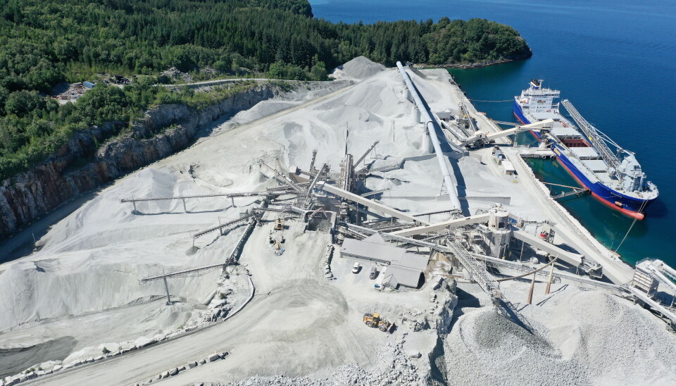 TAU: Når et nytt produksjonsverk her på Tau står klart i 2025, blir dette Norges nest største pukkverk (etter Jelsa). TAU: Når et nytt produksjonsverk her på Tau står klart i 2025, blir dette Norges nest største pukkverk (etter Jelsa).