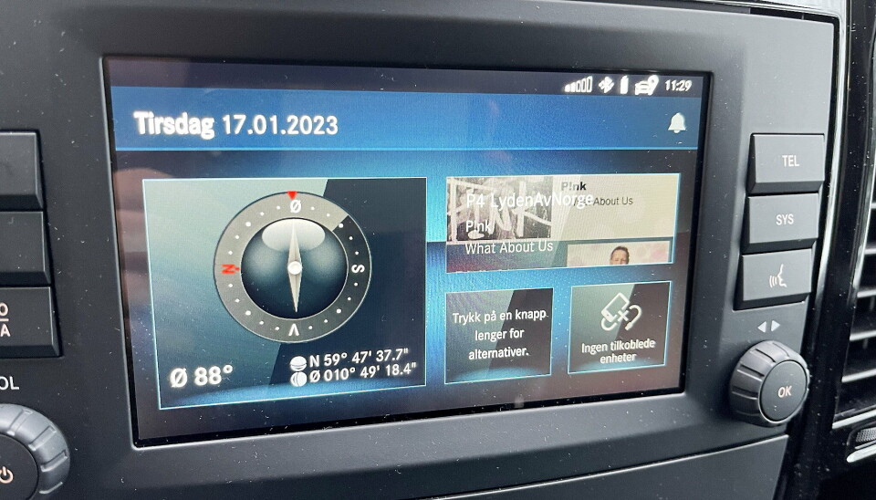 INFOTAINMENT: Mercedes Audio 30 er standard, med mulighet for å oppgradere til Audio 40. Disse er vesentlig enklere system enn MBUX som er å finne i de andre varebilmodellene fra produsenten. INFOTAINMENT: Mercedes Audio 30 er standard, med mulighet for å oppgradere til Audio 40. Disse er vesentlig enklere system enn MBUX som er å finne i de andre varebilmodellene fra produsenten.