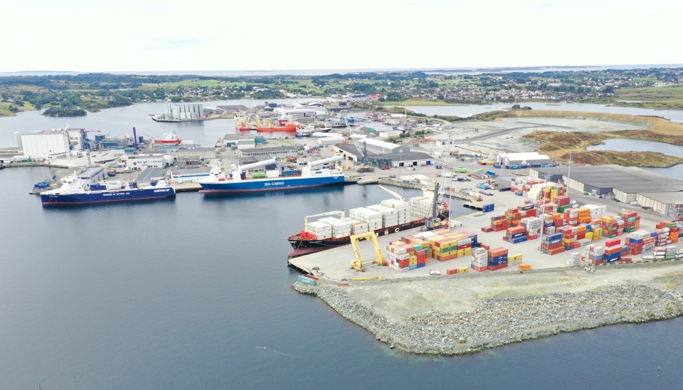 ØKNING I HAUGESUND: Karmsund Havn er blant havnene som hadde en solid vekst i 2022, både med tanke på containere og total tonnasje.
