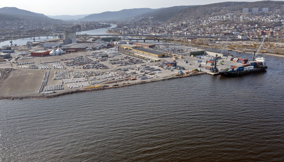 DRAMMEN: Bil-Mekkaet Drammen Havn har aldri håndtert så mange biler som i 2022.